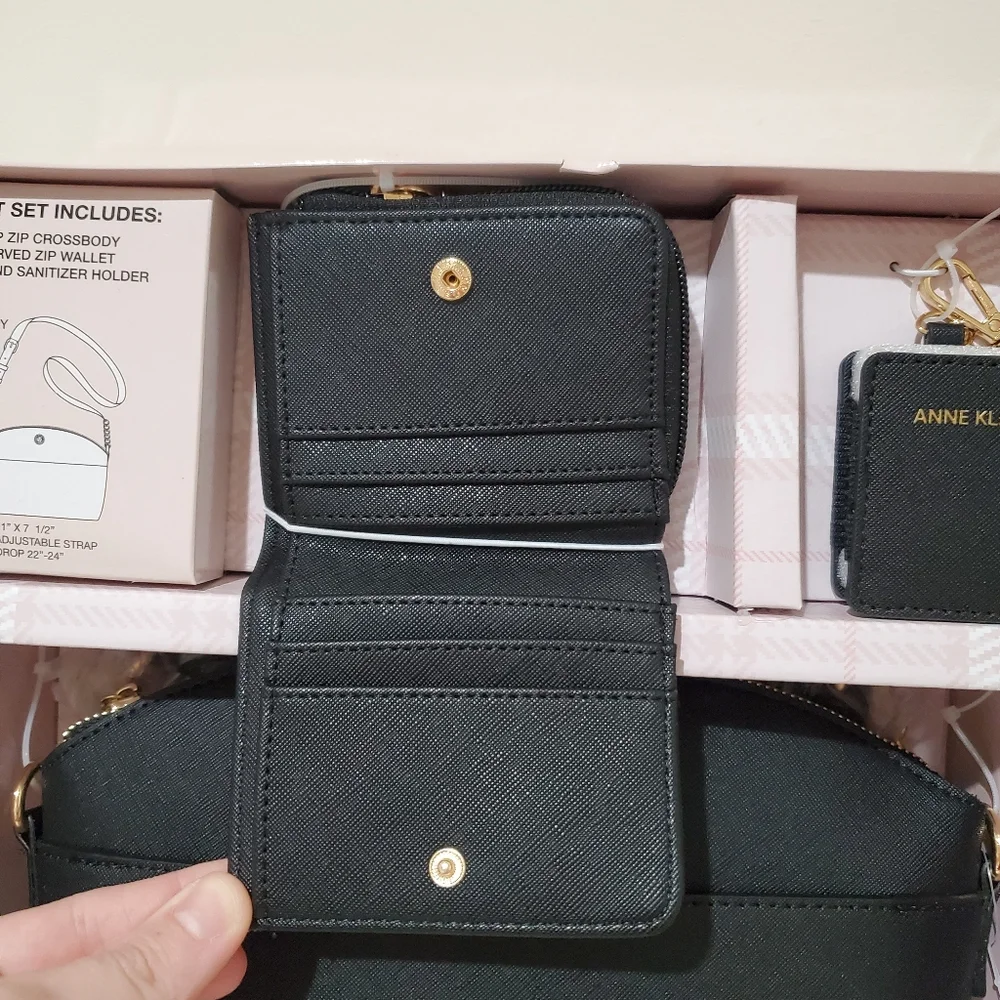 Anne Klein Gift Set Top Zip Crossbody, Curved Zip Wallet, Hand Sanitizer… - Picture 5 of 7